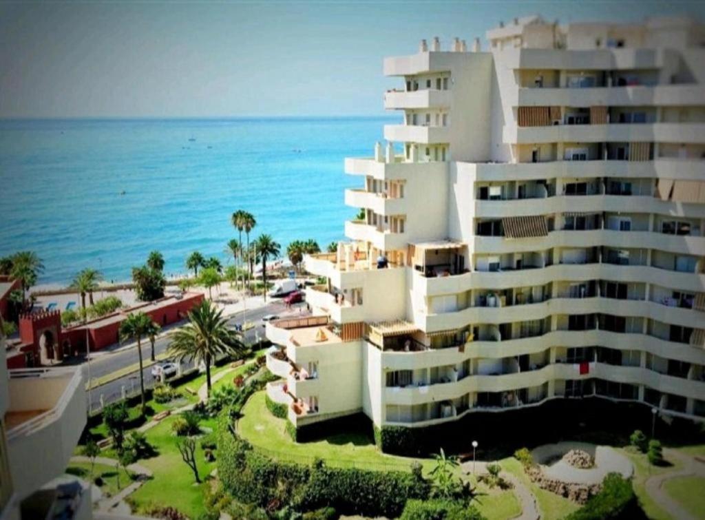 Appartment Totally Upgraded At Benal Beach Беналмадена Екстериор снимка